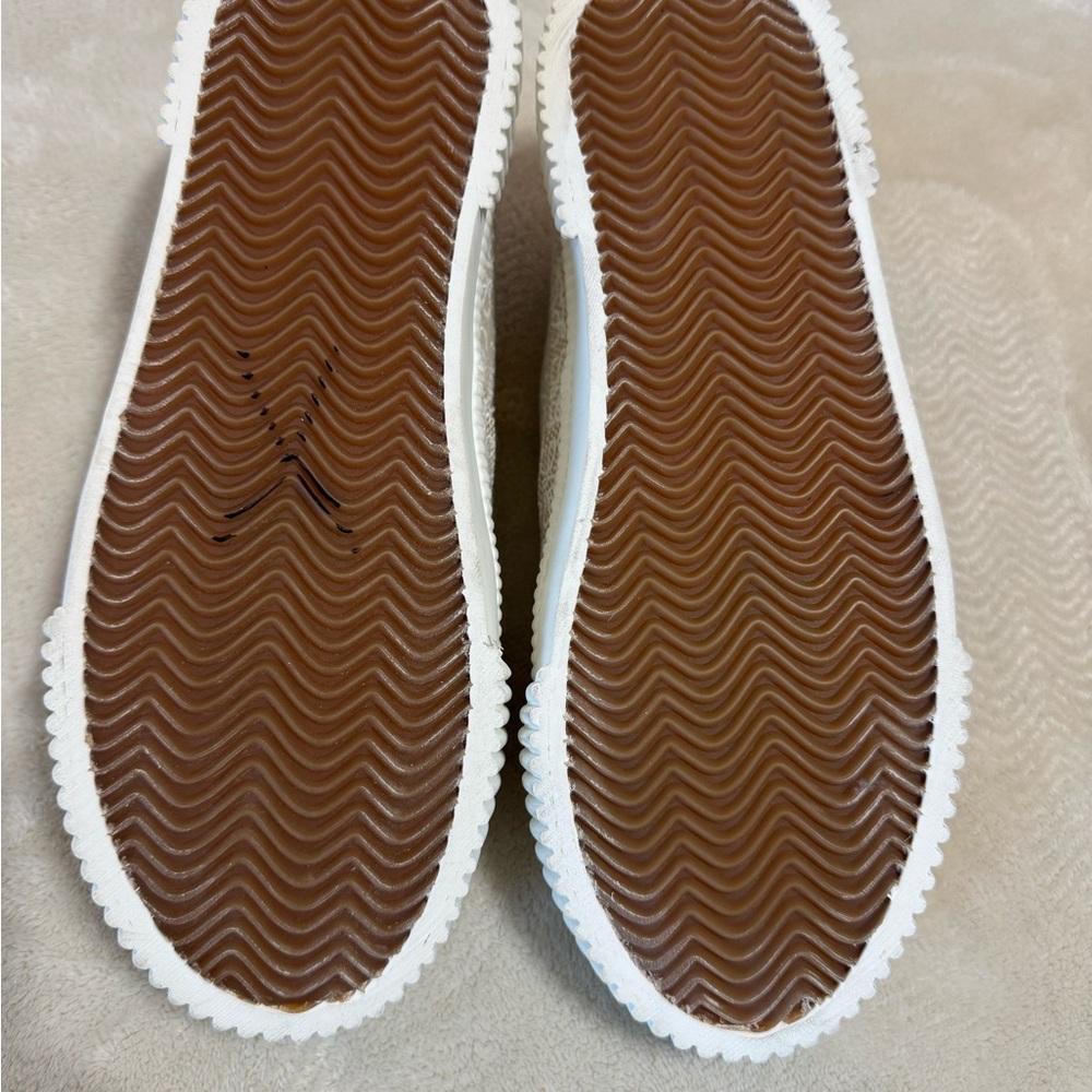 Loewe Anagram Canvas Flap Sneakers - Picture 9 of 12